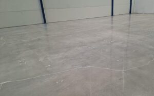 SPRO Sp. z o.o. Posadzki żywiczne dla przemysłu Posadzki epoksydowe Chemoodporne powierzchnie Naprawy dylatacji